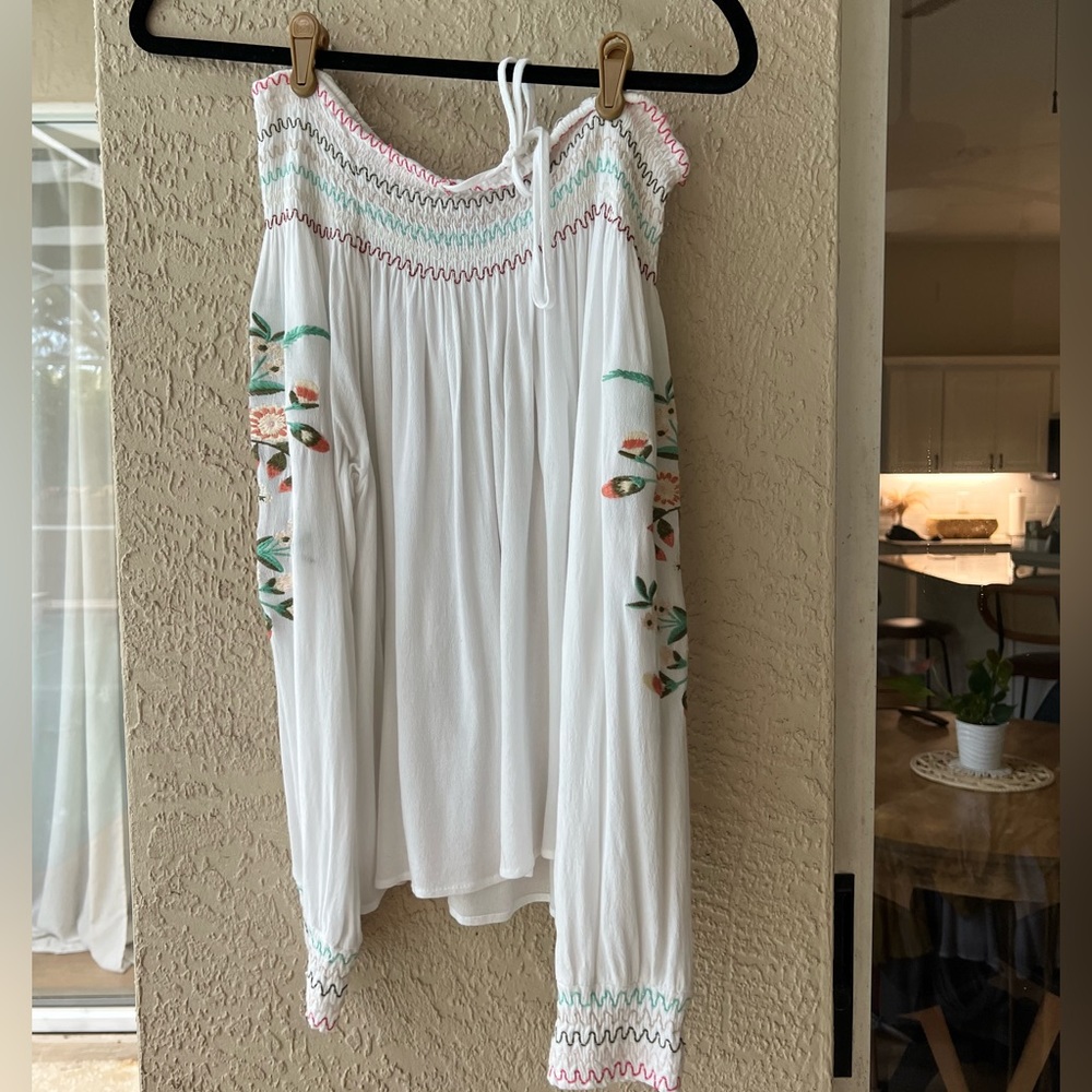 Off the shoulder floral bohemian embroidered top
